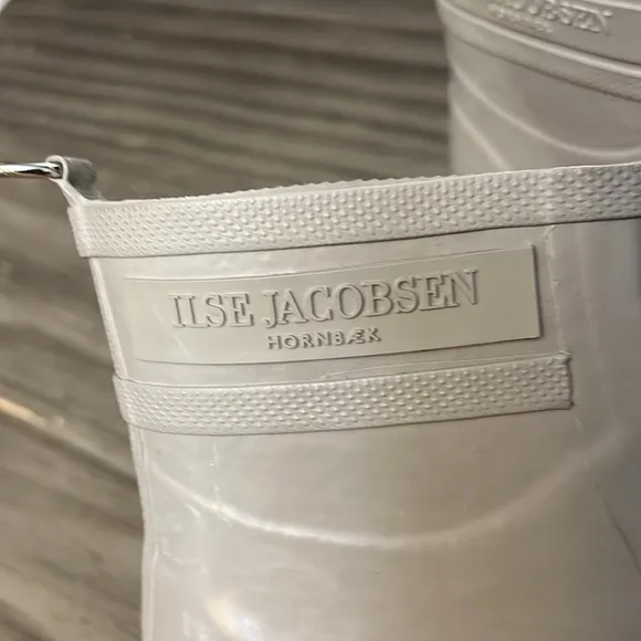 ILSE JACOBSEN HORNBAEK GRAY SHORT RUNBER BOOTS 36= 6