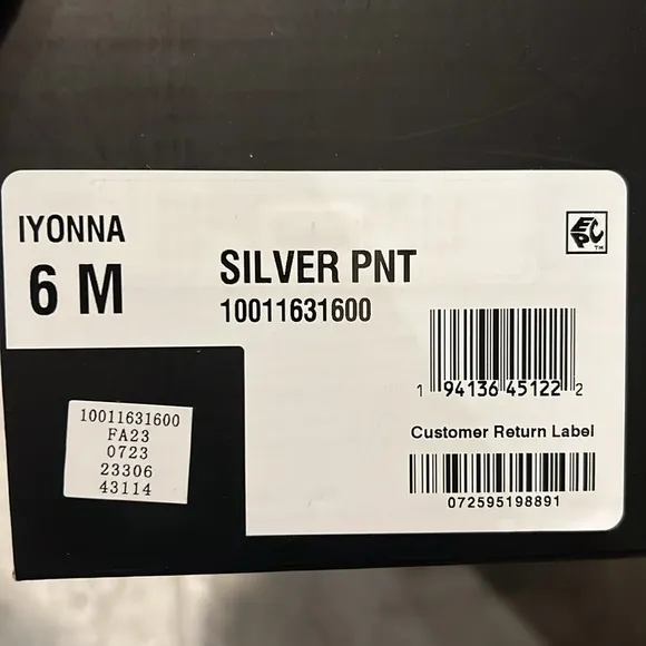 I.N.C. Iyonna Over-The-Knee Slouch Boots in Patent Silver Size 6/36.5 NEW $169.5