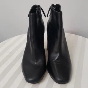 I.N.C. Shoe Womens sz 10 Leather Denelli Ankle Boots Chunky Heel