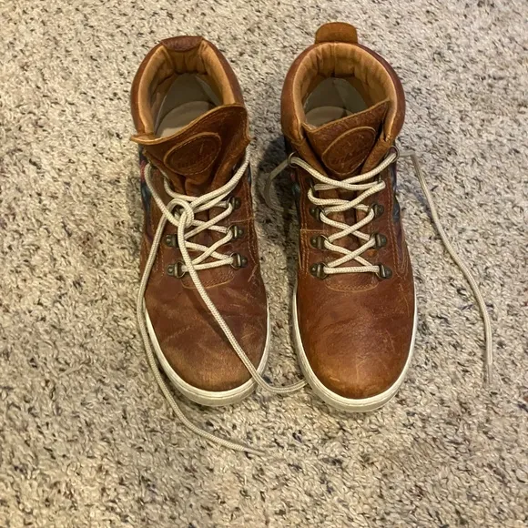 Inkas rooster camping boot size 8