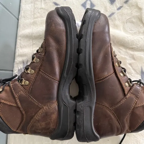 Irish Setter 83607 Work Boots Men's 9.5D Brown Leather Waterproof Safety Toe