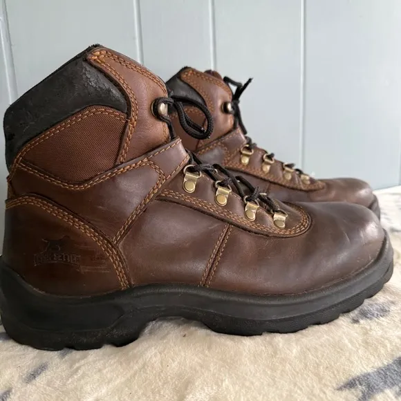 Irish Setter 83607 Work Boots Men's 9.5D Brown Leather Waterproof Safety Toe