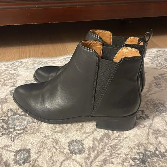 J. CREW Style BJ254 Black Faux Leather Boots Size 7.5