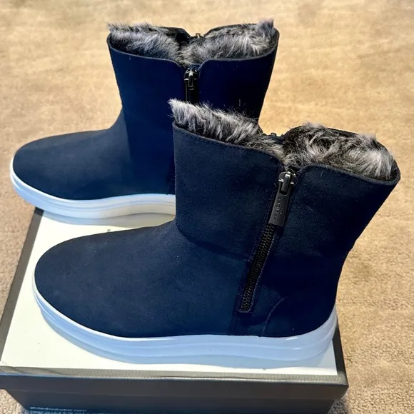 ☃️J Slides Navy Blue Suede Tristan Boots/Booties - Size 8.5 - NWT☃️