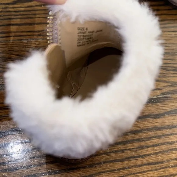 Janie &amp; Jack Faux Fur Lined Suede Boots 6C