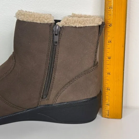 Jayla Womens 9M Leather Ankle Boots With Faux Fur Lining &amp; Side Zipper