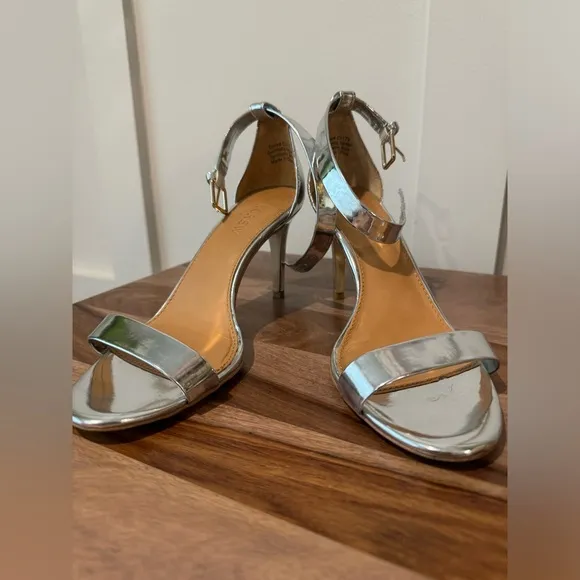 JCrew Heels in Metallic/Leather, size 7.5