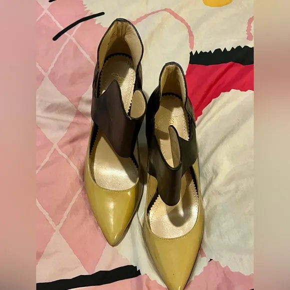 Jean-Michel Cazabat Gold and Black Two Toned Heels