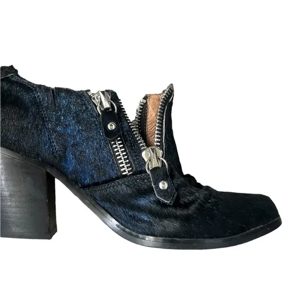 Jeffrey Campbell Handmade Ibiza Last Cow Fur Zipper Black Ankle Boots Size 7