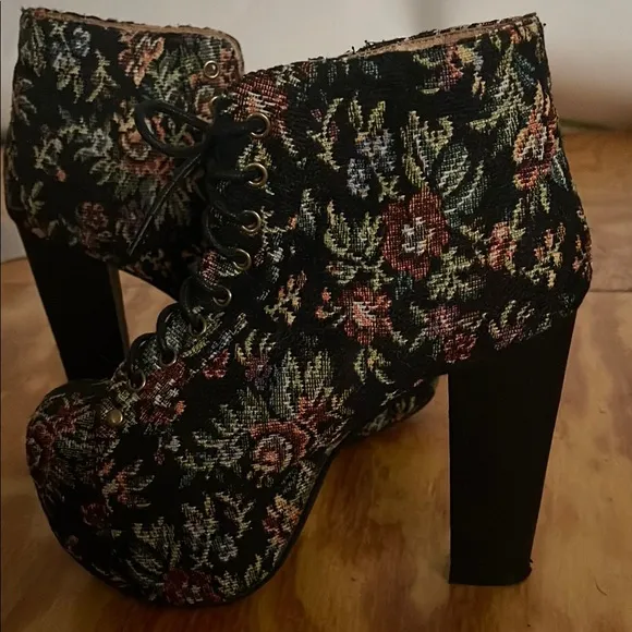 Jeffrey Campbell Havana Last Vintage Vibe Floral Lace-Up Platform Ankle Boots 7