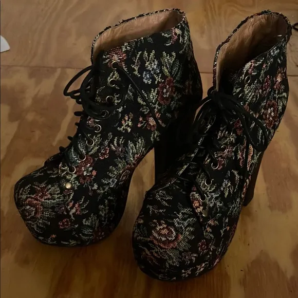 Jeffrey Campbell Havana Last Vintage Vibe Floral Lace-Up Platform Ankle Boots 7