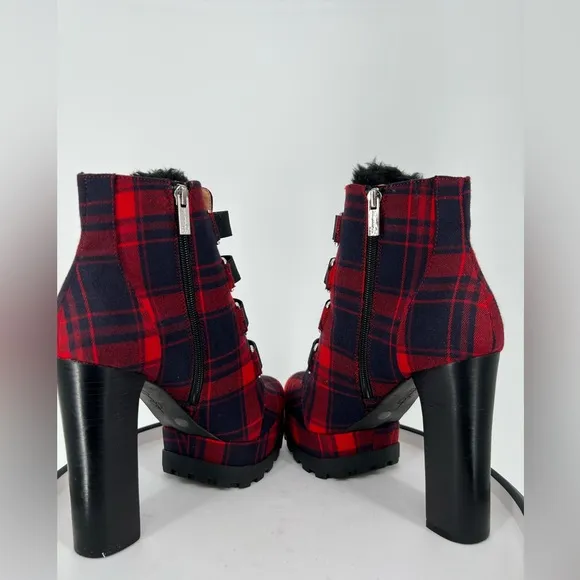 JESSICA SIMPSON RED BLACK BEDAZZLED PLAID PLATFORM BOOTS FAUX FUR