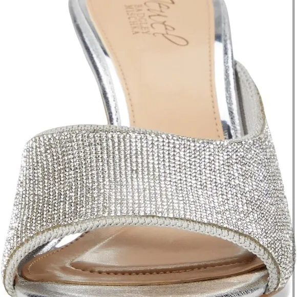 Jewel Badgley Mischka Allison Silmet Silver Women's Heels size 7.5 BNIB