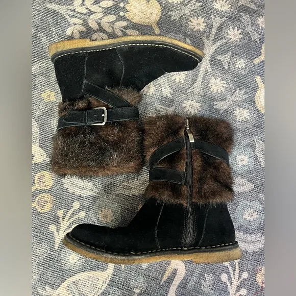 Johnston &amp; Murphy Faux Fur Black Suede flat buckled side zip boots