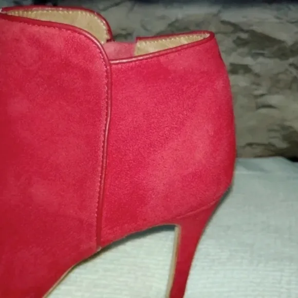 Joie Gwen Bootie Chili Red Suede Genuine Full Leather Peekaboo Heels US 7 EU 38