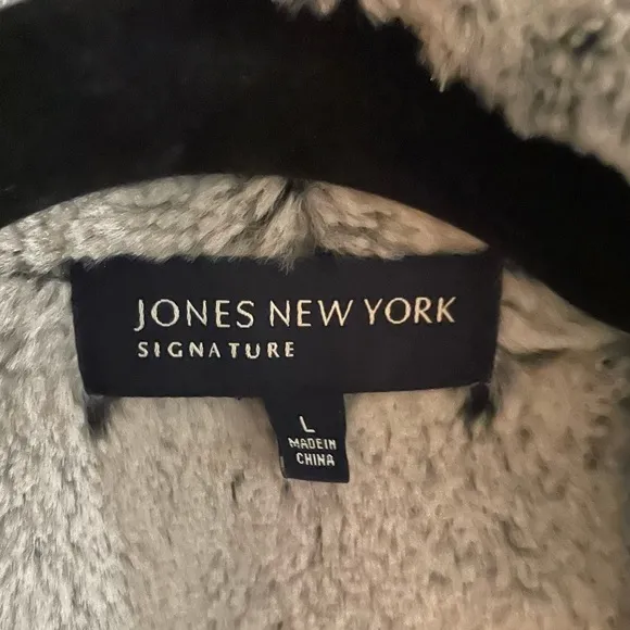 Jones New York Sweater black and gray