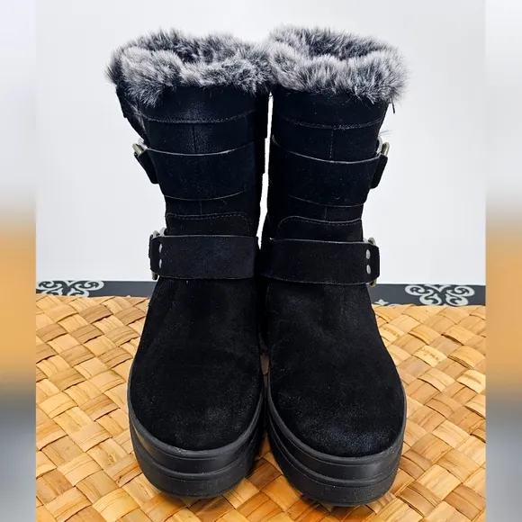 J/Slides Nelly Faux Fur Lined Black Booties Size 8