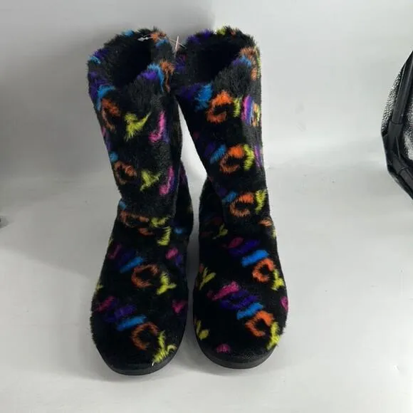 Juicy Couture faux fur boots pull on rainbow spellout y2k bootie sz 9 NWT