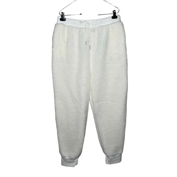 Juicy Couture Women’s Cozy Set Fluffy Fleece