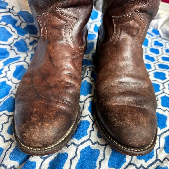 Justin boots, brown leather mens size 6, women’s size 7/7.5
