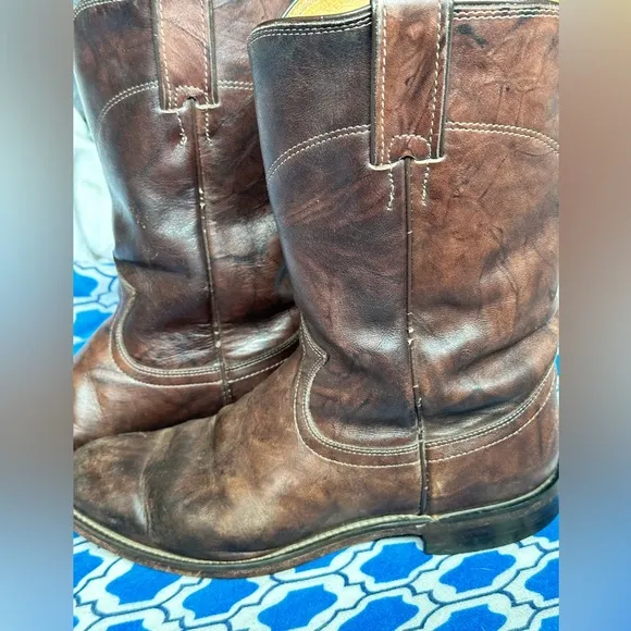 Justin boots, brown leather mens size 6, women’s size 7/7.5