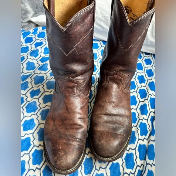 Justin boots, brown leather mens size 6, women’s size 7/7.5