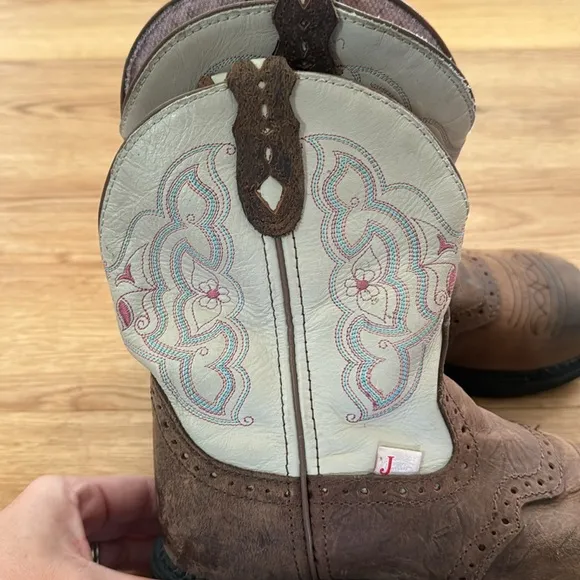 Justin Gypsy Women's Boots Brown Round Toe Western Floral Stitch Size 6.5 B
