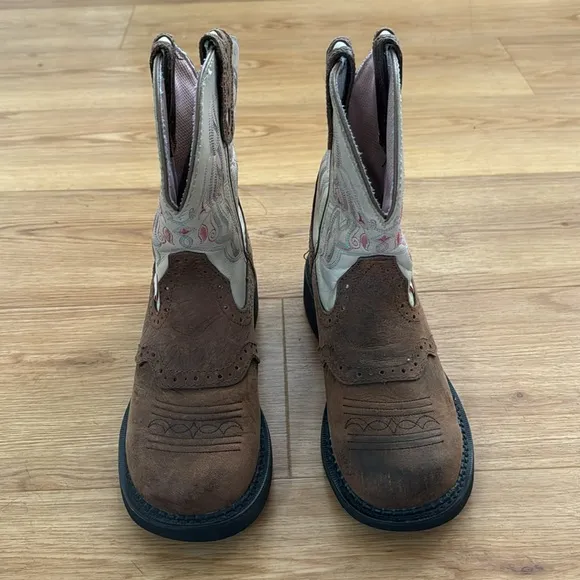 Justin Gypsy Women's Boots Brown Round Toe Western Floral Stitch Size 6.5 B
