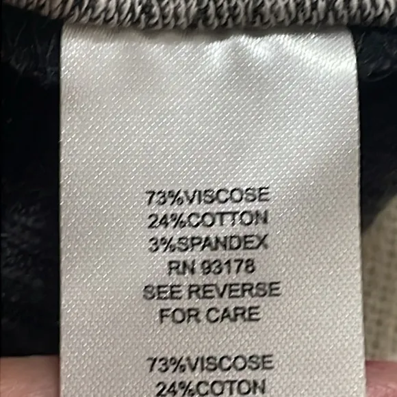 (K2) ELIE TAHARI, long skirt with side slit, size‎ S/P