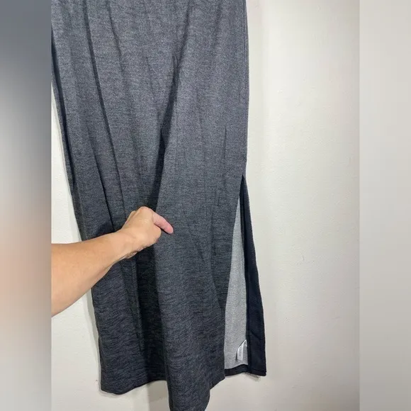 (K2) ELIE TAHARI, long skirt with side slit, size‎ S/P