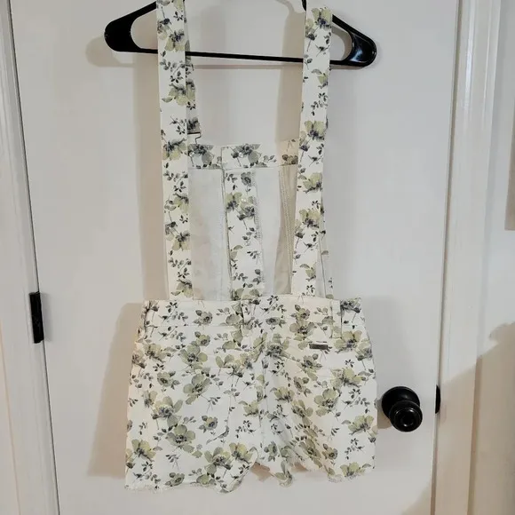 KanCan Paisle High Rise Button Down Spring Floral Overalls Size Small