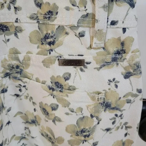 KanCan Paisle High Rise Button Down Spring Floral Overalls Size Small