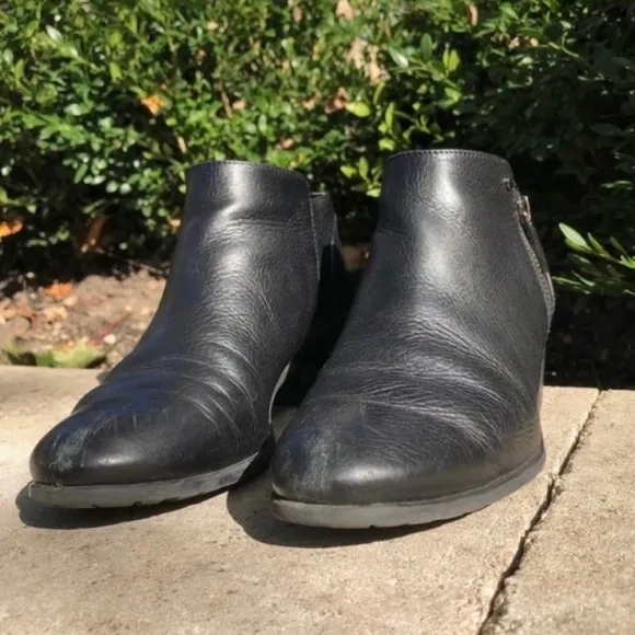 Karl Lagerfeld Short Ankle Booties