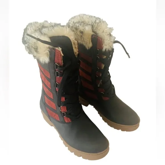 Keen Wapato Tall Lace Up Snow Boots Women Sz US 6.5 EU 37 Red and Black Outdoor