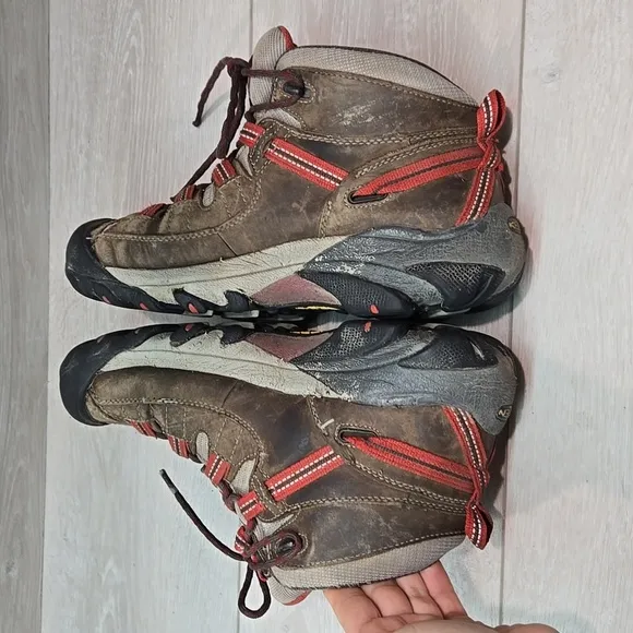 Keen Womens Targhee Mid Hiking Waterproof Leather High Sneakers boots shoes sz 8