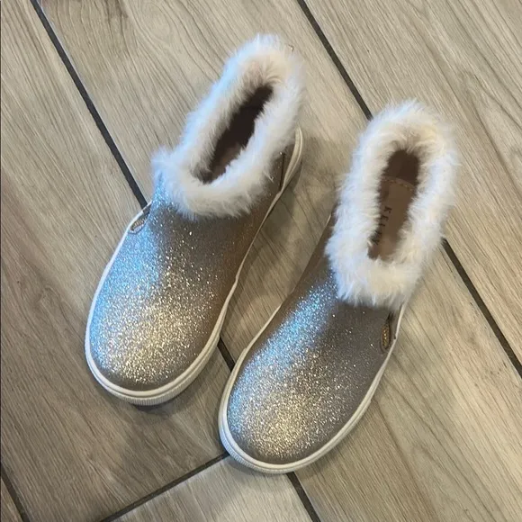 Kelly &amp; Katie Glittery Boots
