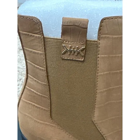 Kendall   Kylie Camel Colored Faux Leather Pointed Toe Chelsea Boots—Size 8.5