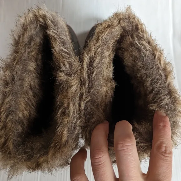 KHOMBU Nola faux fur leather duck boots