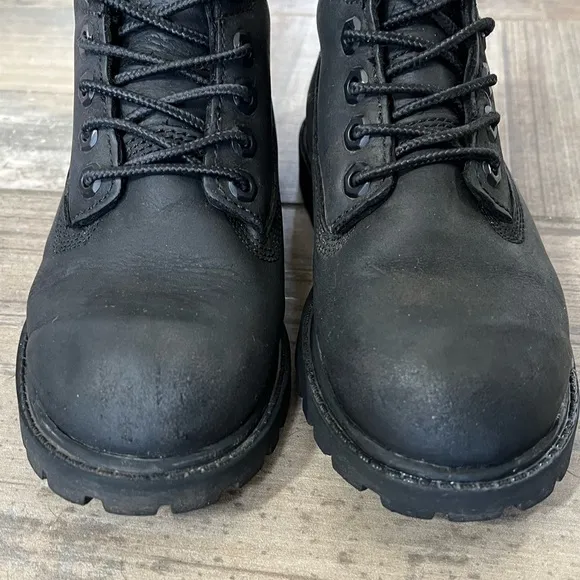 Kids Timberland 6&quot; Classic Boot Black size 12