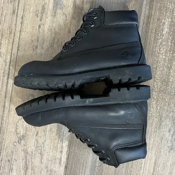 Kids Timberland 6&quot; Classic Boot Black size 12