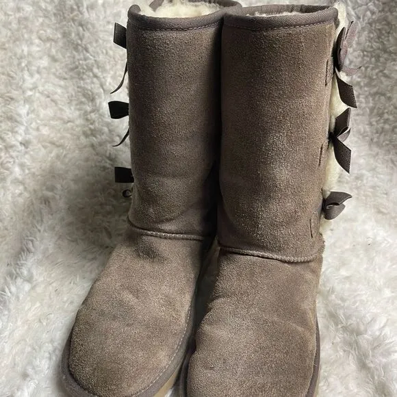 Kookaburra by UGG Victoria leather suede taupe tall boots bow&amp;fur accents SZ8