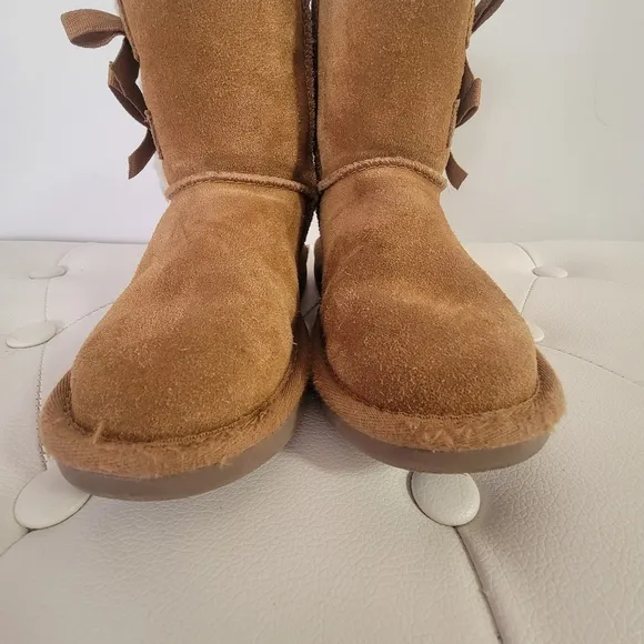 KOOLABURRA by UGG Cozy Bow Detail warm boots Size 11 Toddler