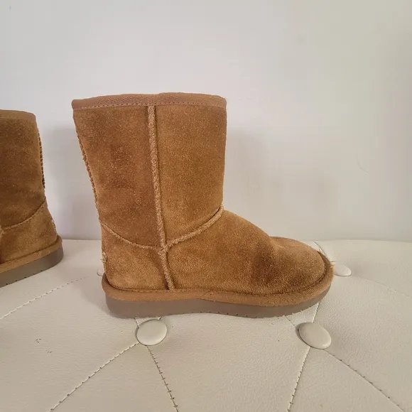 KOOLABURRA by UGG Cozy Bow Detail warm boots Size 11 Toddler