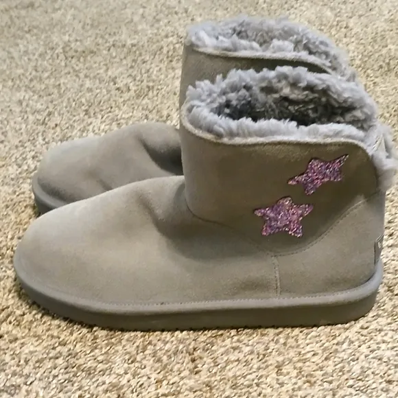 Koolaburra by UGG Koola Star Suede Short Boots Girls Size 4