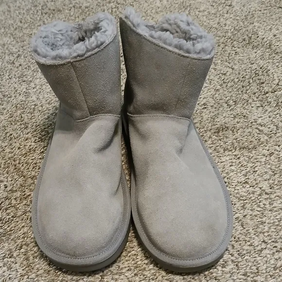 Koolaburra by UGG Koola Star Suede Short Boots Girls Size 4