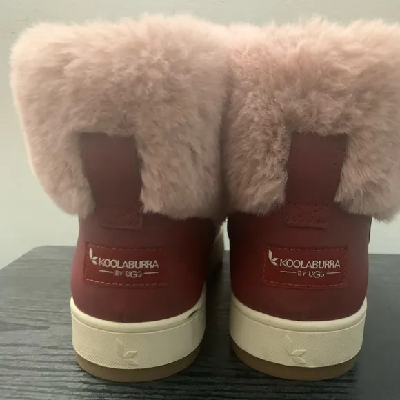 Koolaburra by UGG Lace-Up Boots