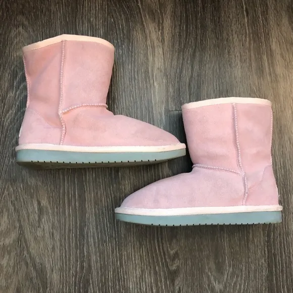 Koolaburra by Ugg Pink Koola Short Boots