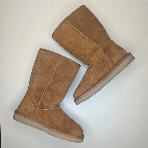 Koolaburra by UGG Victoria boots tall  tan suede pull on women's size 7