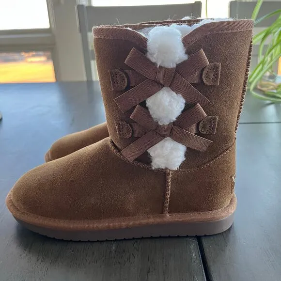 Koolaburra by UGG Victoria Short Boots Girl’s Size 2 Brown Casual suede bows
