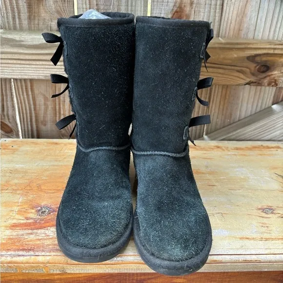Koolaburra by UGG Victoria Tall Black Suede Pull On Boot with Bows Size 3